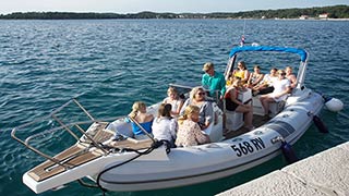inflatable boat